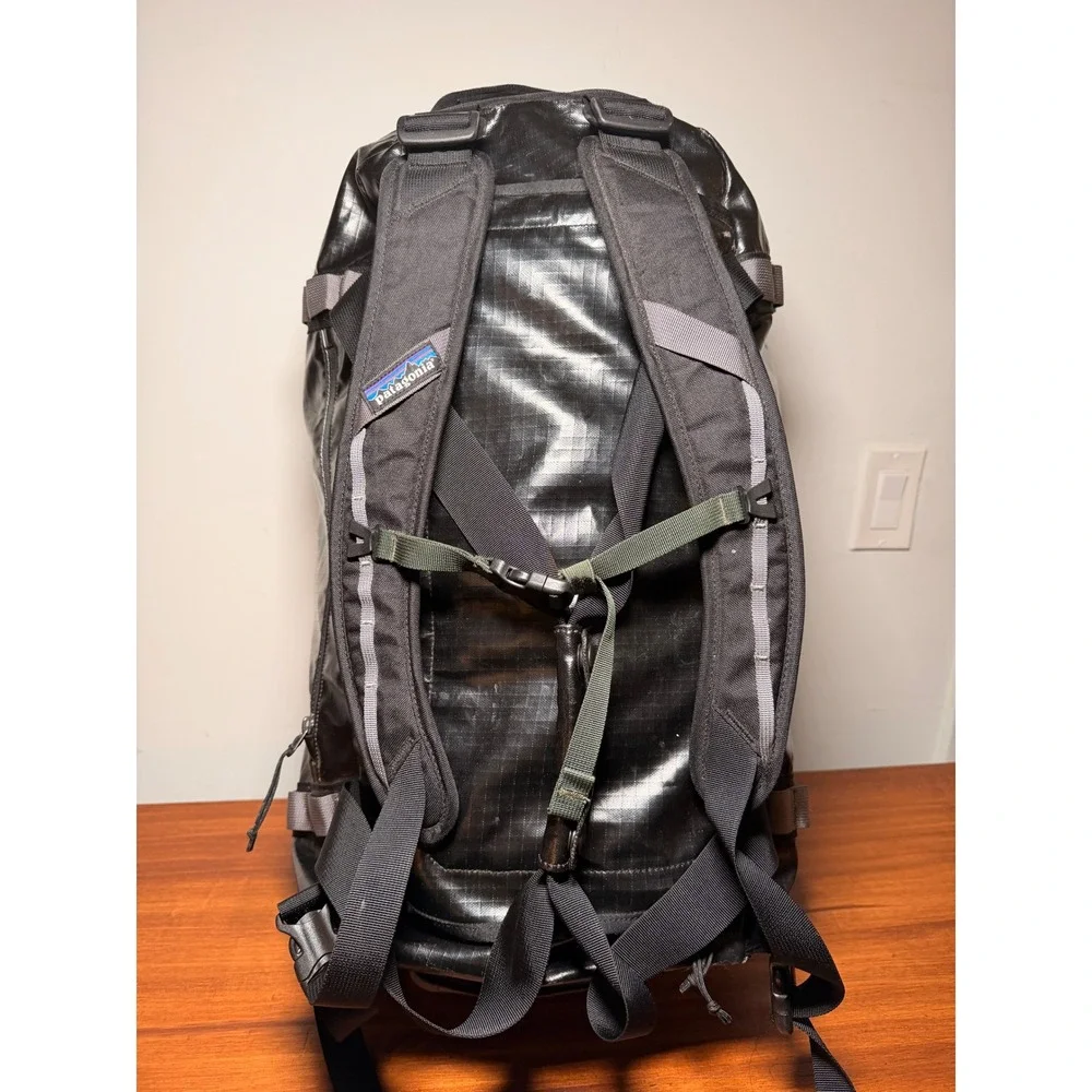 Patagonia Black Hole Duffel 60L Black Backpack Strap 49341 Ripstop‎ Travel Gorp